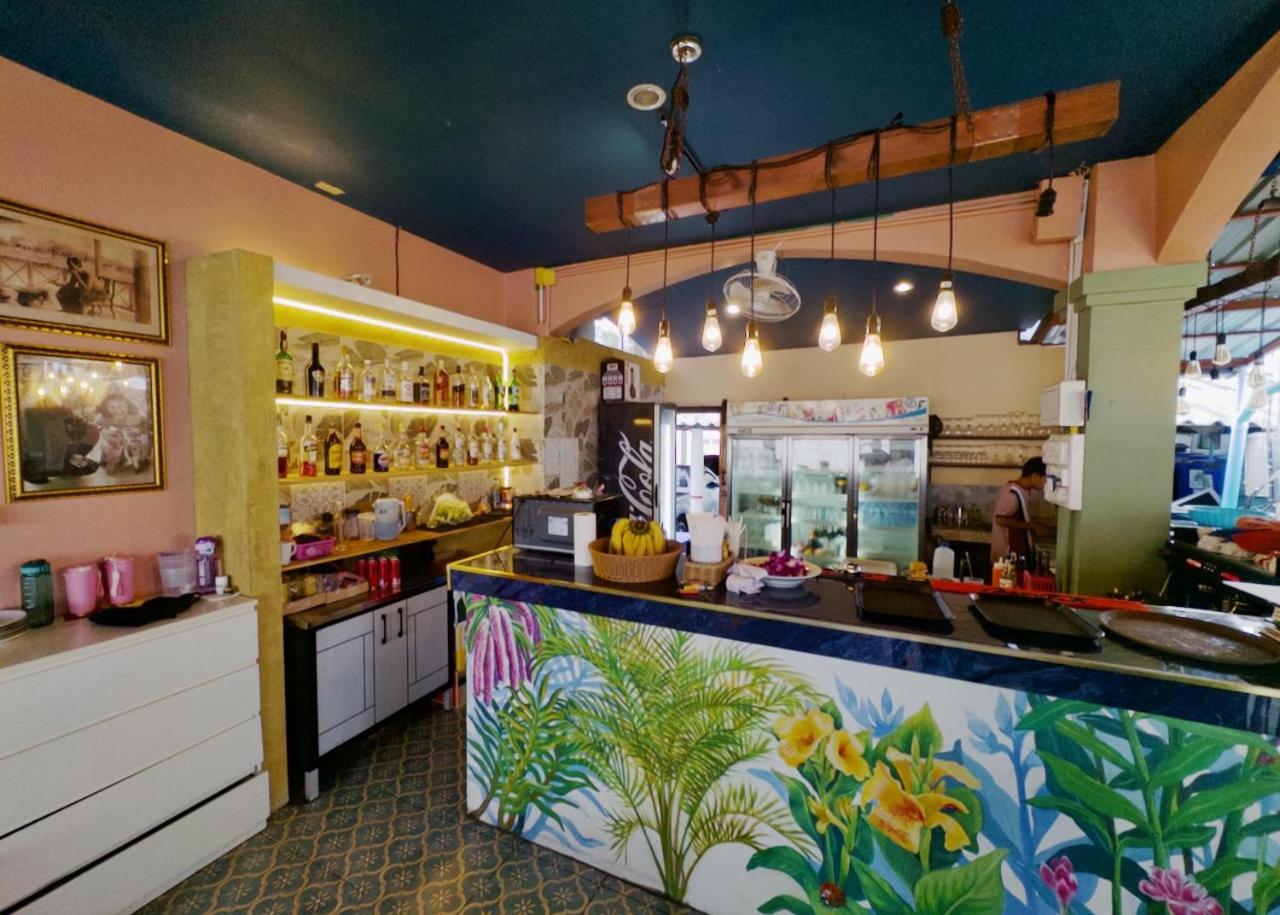 Sugar And Spice Hotel *